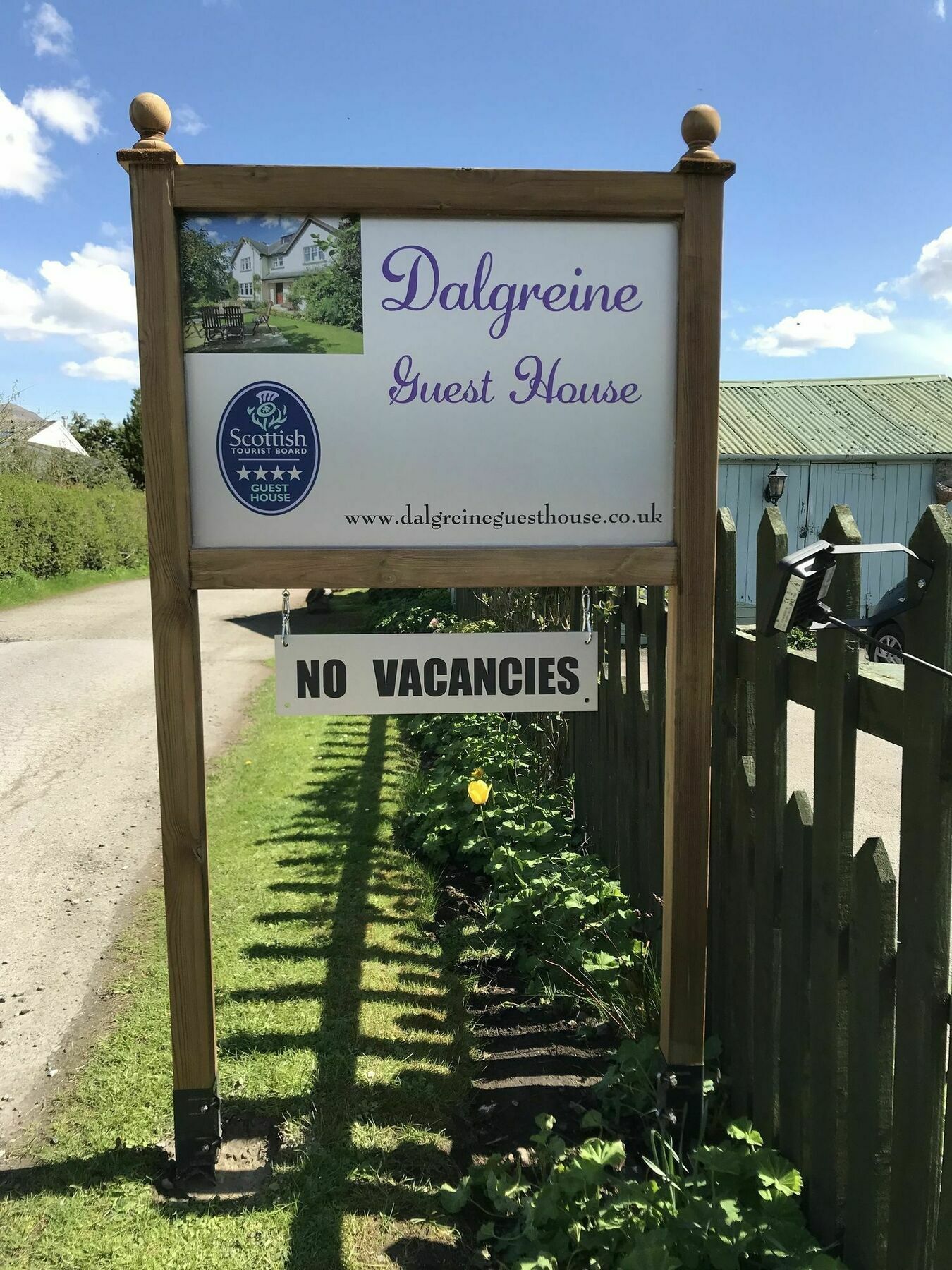 Dalgreine Guest House Blair Atholl Esterno foto